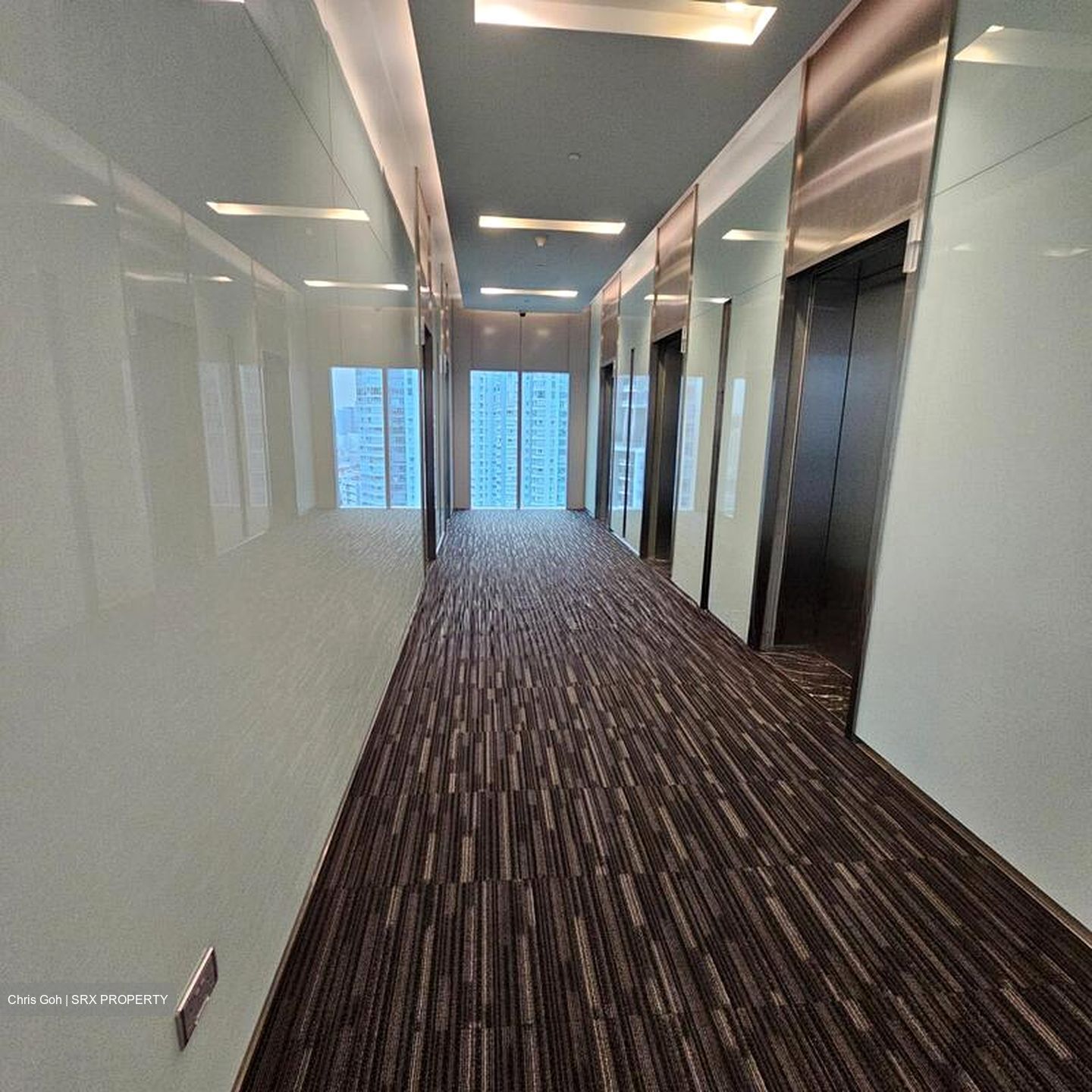Arc 380 (D8), Office #496457341
